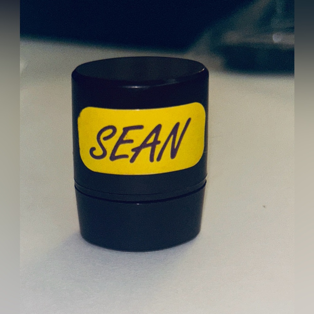 “Sean” Stamp & Keychain - Picture 3 of 4